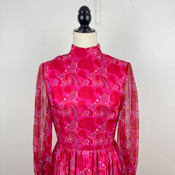VTG 1960's Printed Chiffon Gown - Picture 2 of 10